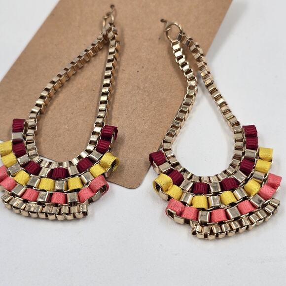 2 Set of Earrings Feather Shape Enameled Rhinestone & Avon Boho Weave Multicolor - Picture 6 of 12